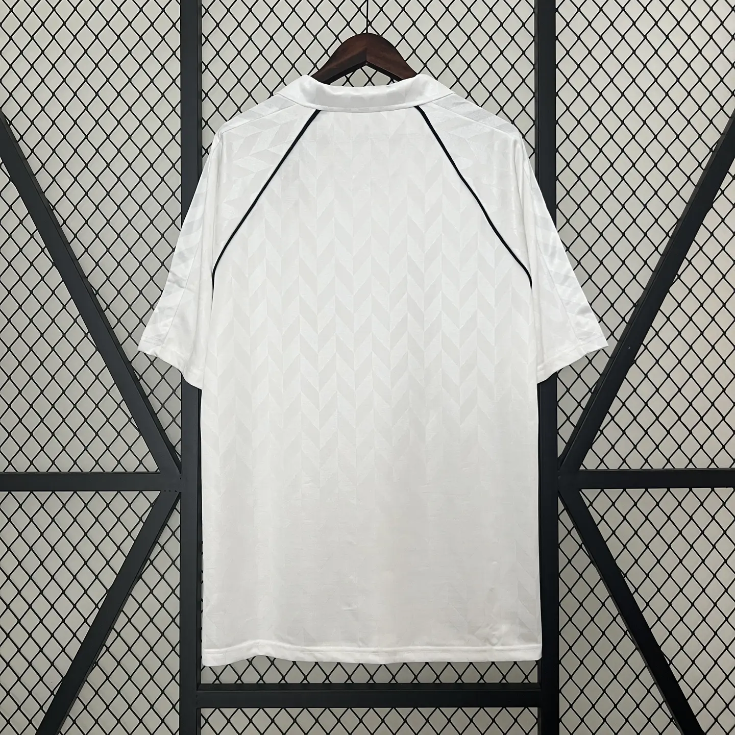 Tottenham Hotspur Retro 1987-89 Home Stadium Jersey - Image 10