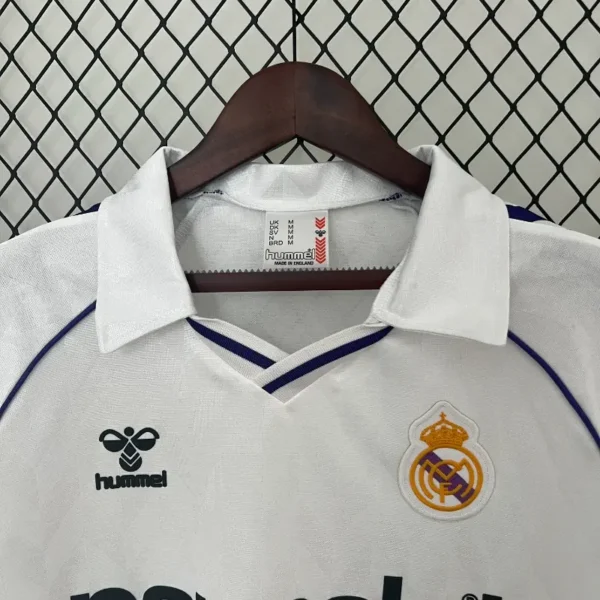 1986-1987 Real Madrid Jersey retro kit - Image 4