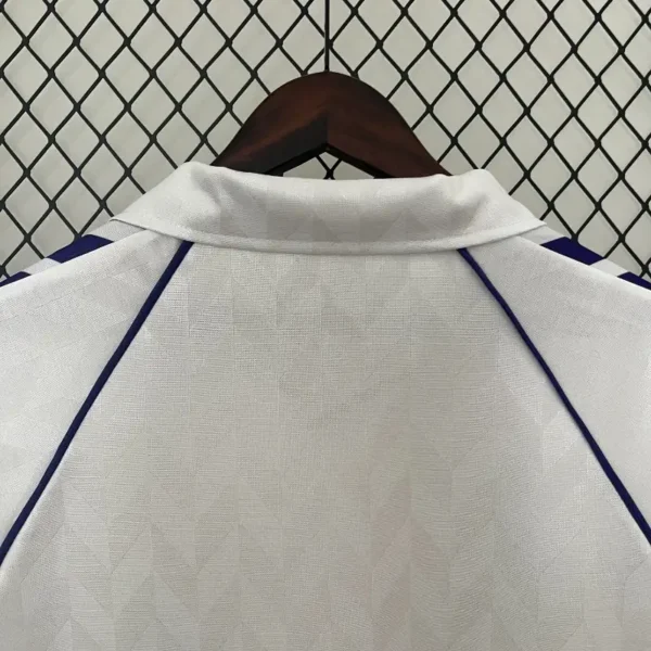 1986-1987 Real Madrid Jersey retro kit - Image 7