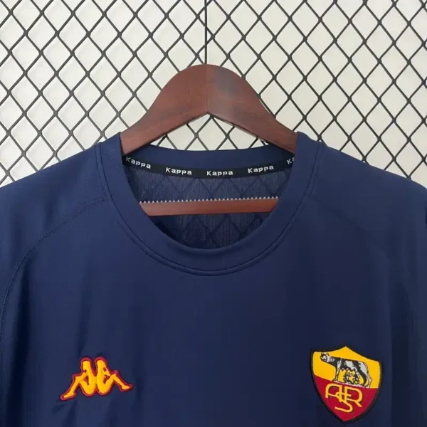 2000-2001 Roma Second retro kit - Image 4