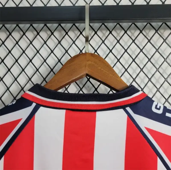 2002-2003 Chivas Guadalajara CD Jersey retro kit - Image 7