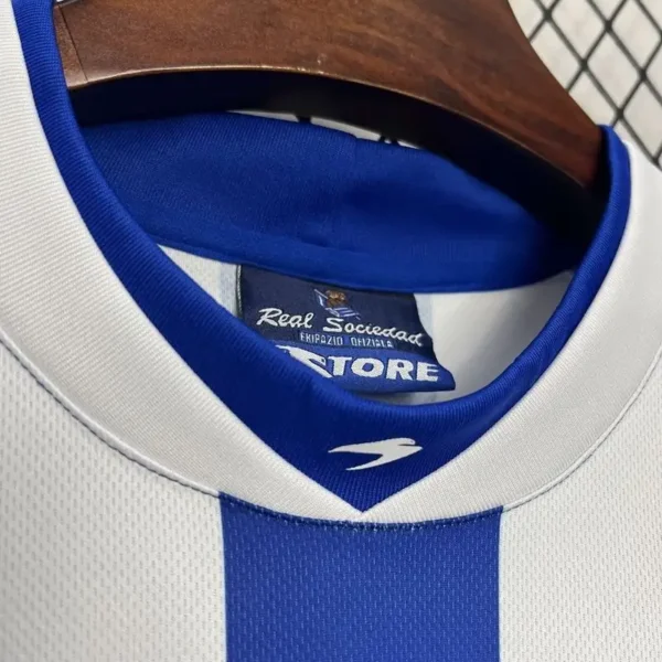 2002-2003 Real Sociedad Jersey retro kit - Image 4