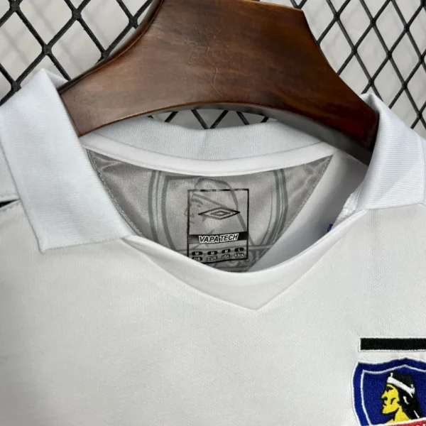 2006 Colo Colo Jersey retro kit - Image 4