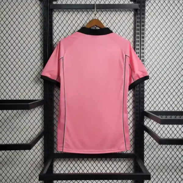 1997-1998 Juventus Jersey retro kit - Image 7