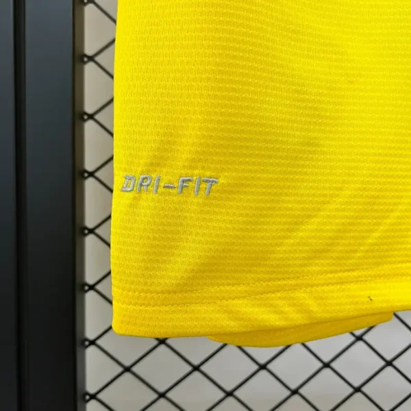 2013-2014 Arsenal Jersey retro kit - Image 7