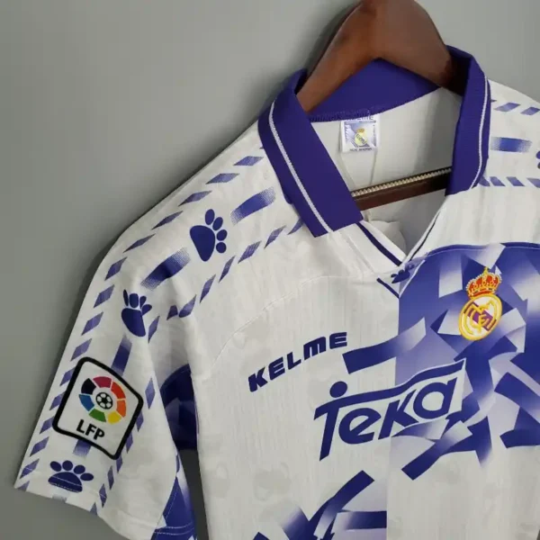 1996-1997 Real Madrid Third retro kit - Image 6