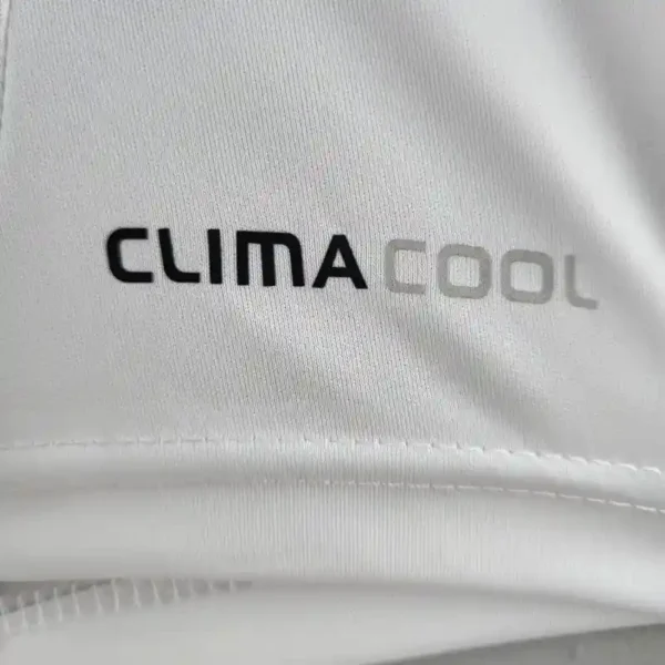 2005-2006 Roma Jersey retro kit - Image 9