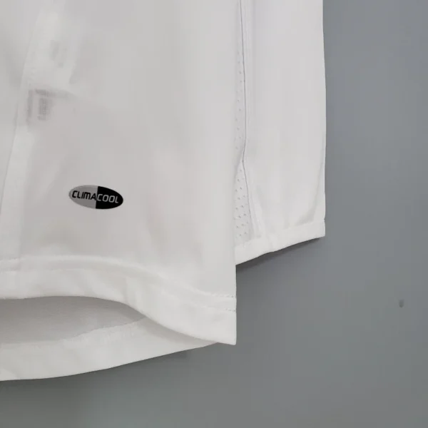 2005-2006 Long Sleeve Real Madrid Jersey retro kit - Image 4