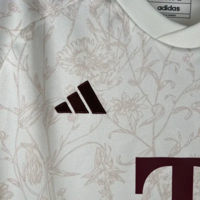 23-24 Bayern Munchen Third Jersey - Image 6