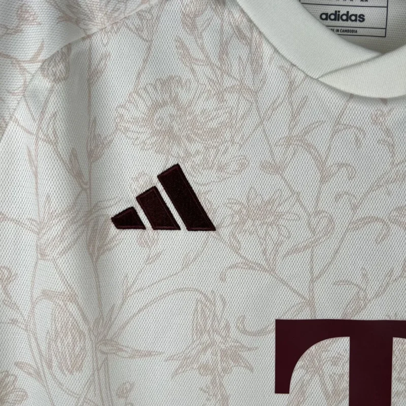 23-24 Bayern Munchen Third Jersey - Image 6