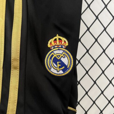 Real Madrid  11-12 Away Retro Kids Kit Football Jersey - Image 10
