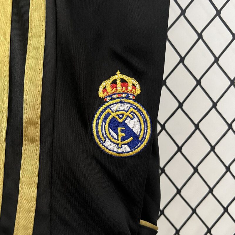 Real Madrid  11-12 Away Retro Kids Kit Football Jersey - Image 10