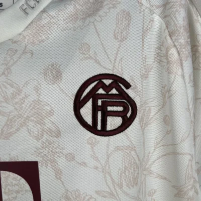 23-24 Bayern Munchen Third Jersey - Image 5