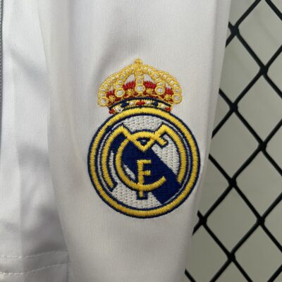 Real Madrid 13-14 Home Retro Kid Kits Children Sets Jersey - Image 9