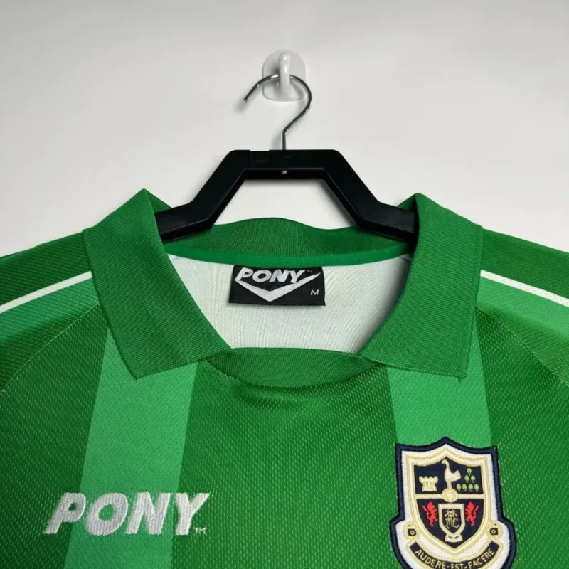 Retro Tottenham Hotspur 1997-99 Green Goalkeeper Long Sleeve Jersey - Image 5