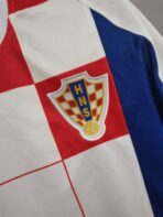 2002 Croatia Home Retro Football jersey - Image 5