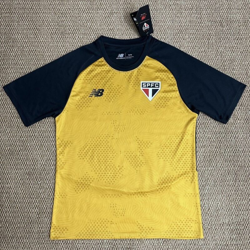 02aa7d8b-2fbf-413d-839c-f813bd0a3238 2026/2027 Sao Paulo FC training Jersey - Image 1