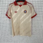 26-27 fans' new Bayern Munich clover short sleeved jersey