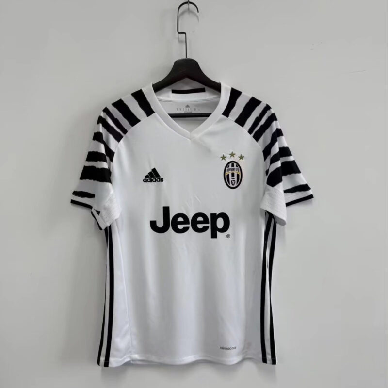 16-17 Juventus home retro jersey - Image 1