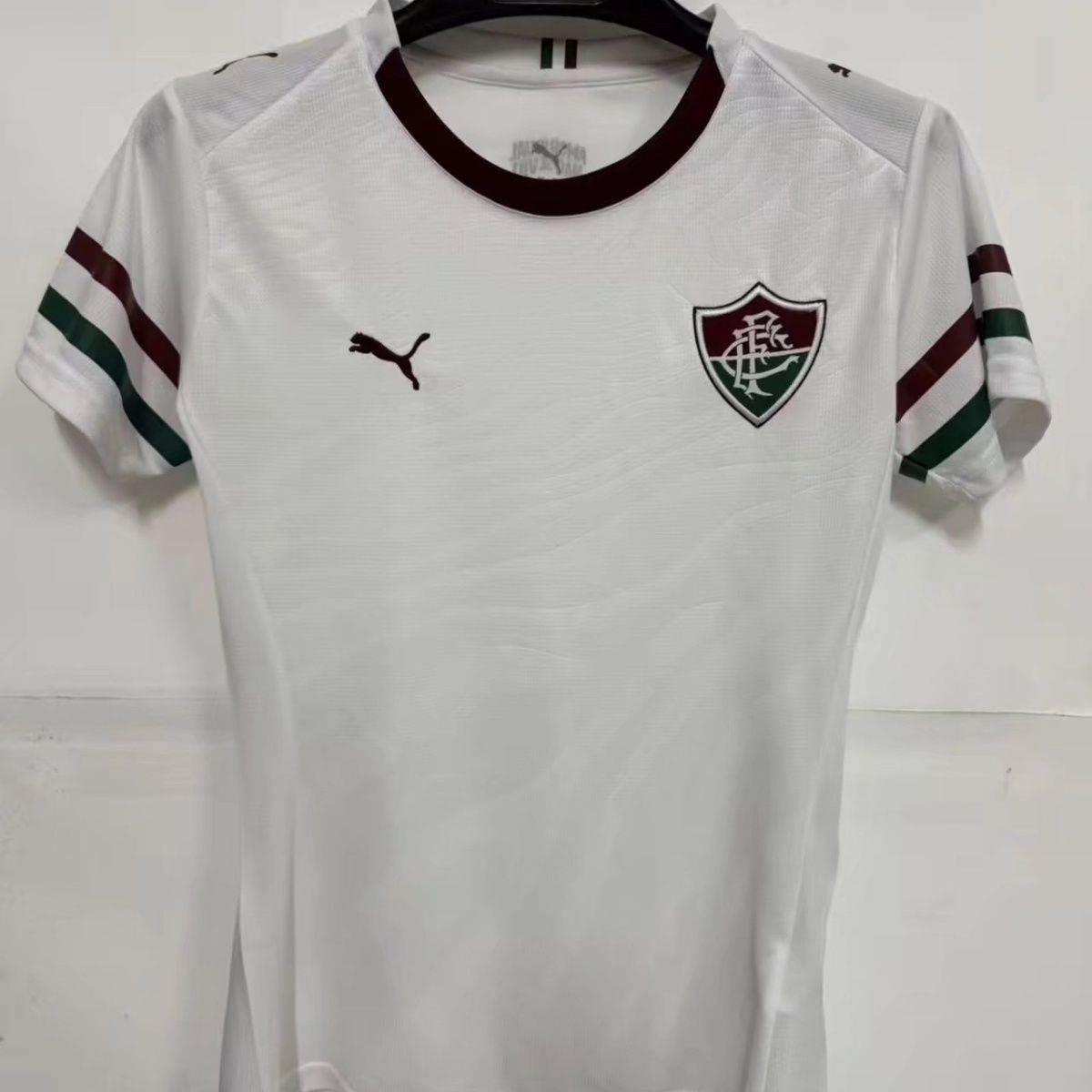 2ed1be33-52a2-4719-95d0-3c0dbd5c707b 26-27 New Fluminense away women's jersey - Image 1