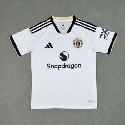 2026/2027 Manchester United fan jersey