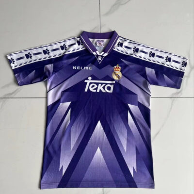 1996-97  Retro Real Madrid  away David Beckham jersey