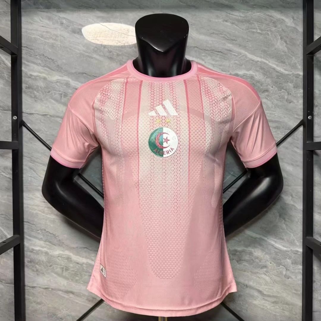 49f59ccb-261a-4d9c-86f3-5500266b0315 Player 26-27 World Cup Algeria home jersey - Image 1