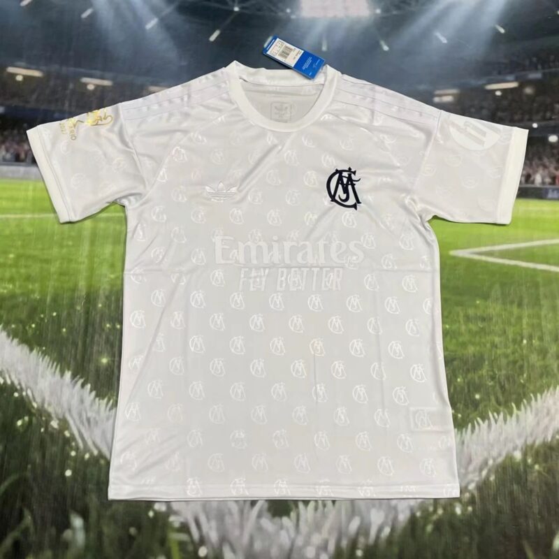 52cb772a-eb8b-4dff-8c53-c4ed4b08dd7c 2026/2027 Fans Real Madrid 125 new anniversary jersey - Image 1