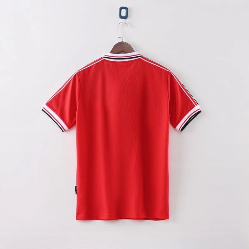 98-99 Manchester United home retro Beckham jersey - Image 2