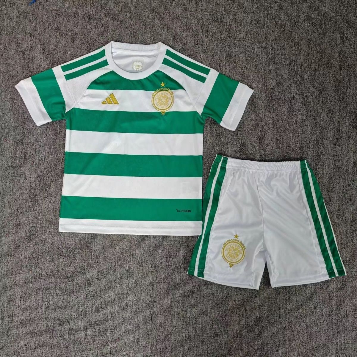 61a281c0-edde-4a51-b857-da3d1ea4c57d 26-27 Celtics home jersey kids set - Image 1