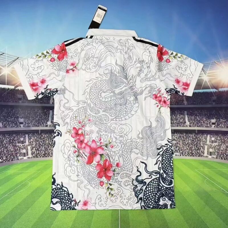 2025/2026 Real Madrid  Special Edition jersey - Image 2