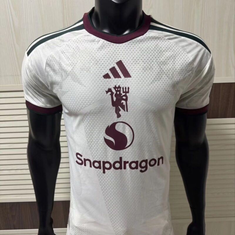 66fcb75c-ee66-47bc-ad99-d7470d54bde6 2026/2027 Player Manchester United Third away jersey - Image 1
