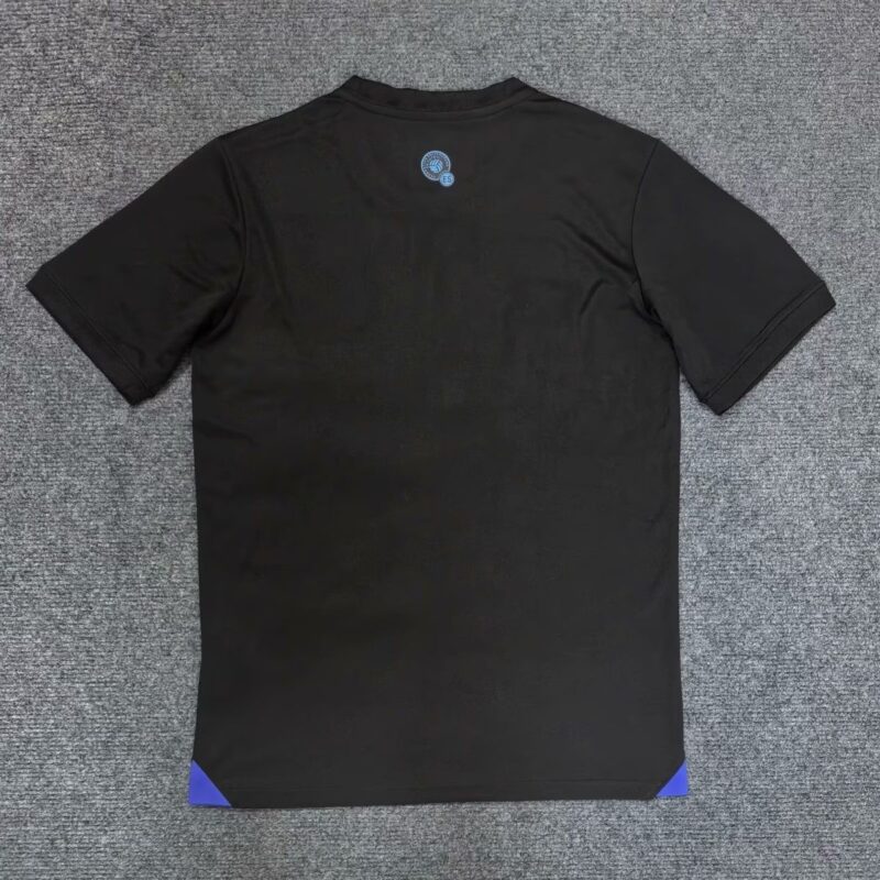 2025 El Salvador away jersey - Image 2