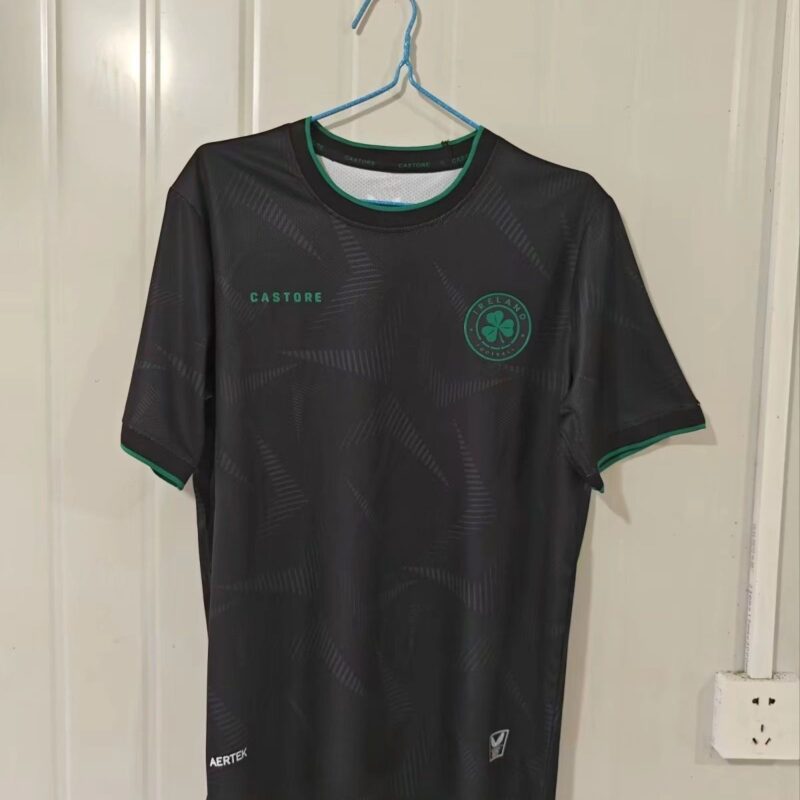 7f87eb88-345a-4b3e-823c-14fa0ccef9bb 2026 Ireland away jersey - Image 1