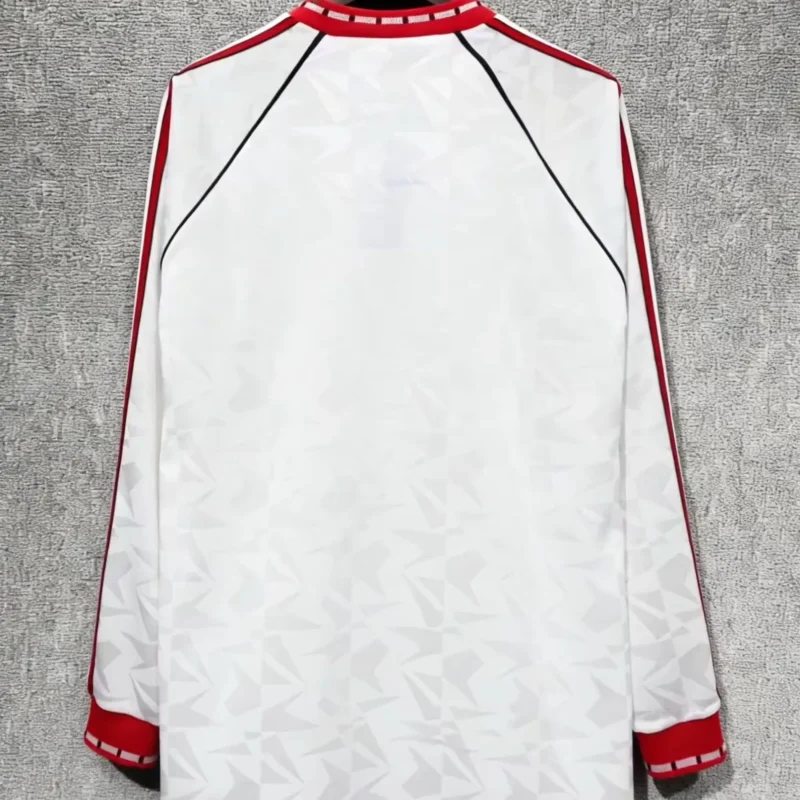 1991 retro Manchester United away jersey - Image 2