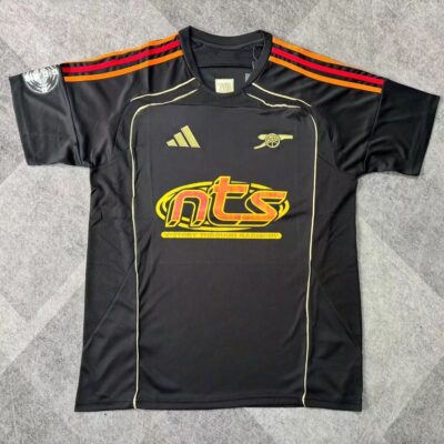 2025/2026 Arsenal fans train in black jerseys
