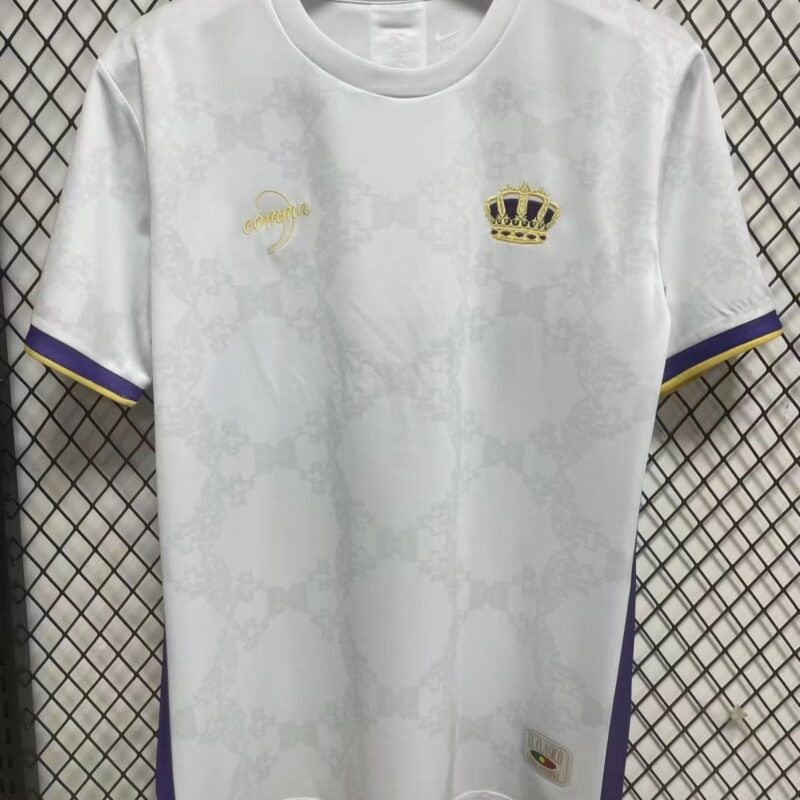 899be8b2-e4e8-42fe-8488-830bac0a8a21 2025/2026 Real Madrid Special Edition Joint Fan Jersey - Image 1