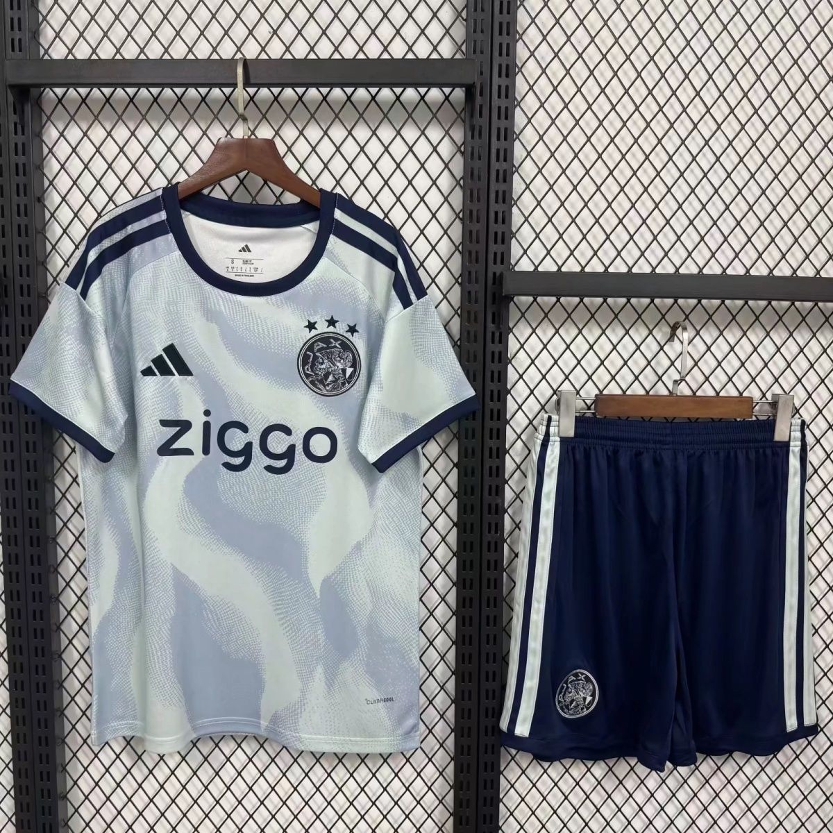 8d1c2580-c3d9-4b28-8dc5-a70855c1ba83 26-27 Ajax Second away jersey adult kit - Image 1