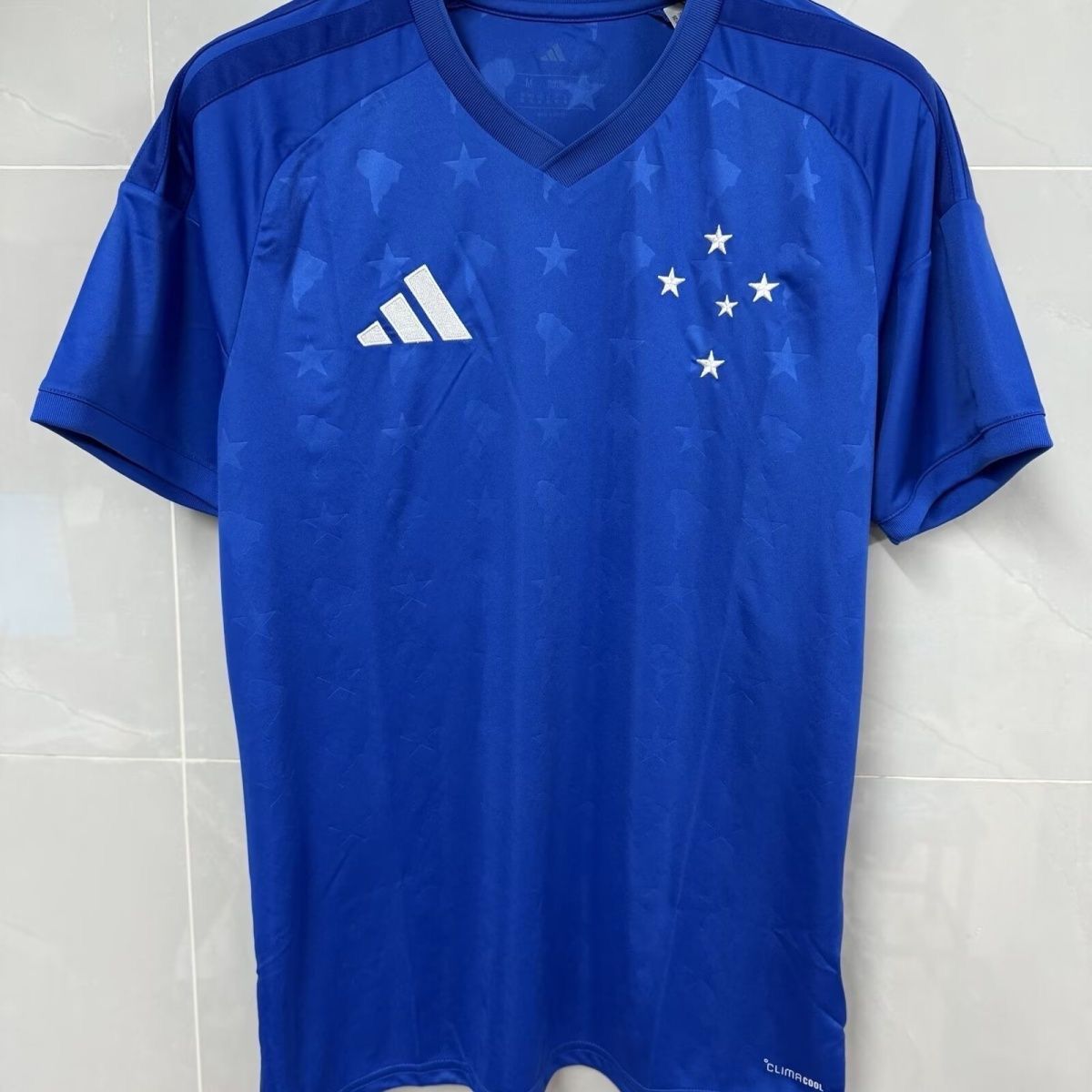 bf8a50f1-b380-4eee-9c0c-86863e009454 26-27 Cruzeiro EC new home jersey - Image 1