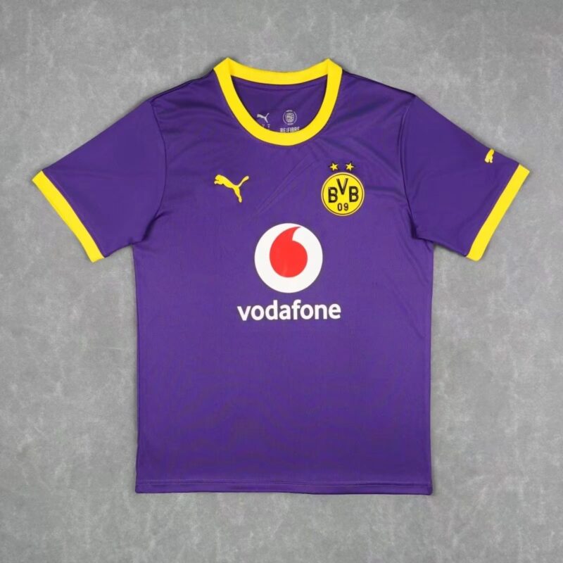 ccc99706-492f-47cb-9704-031676c3e74c 2026/2027 Fans Borussia Dortmund training jersey - Image 1