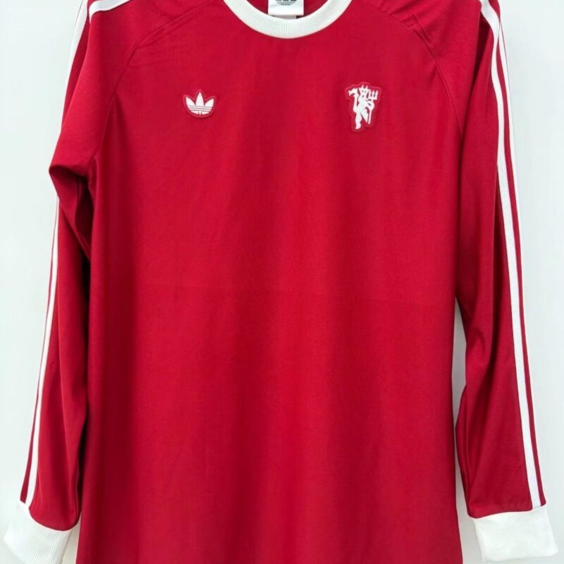 e76b0428-1102-45ba-84cc-b72acfa803cf 2025/2026 Manchester United home long sleeved jersey - Image 1