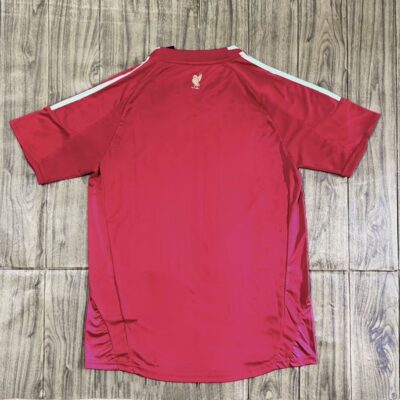 08/09 Liverpool home retro jersey - Image 2