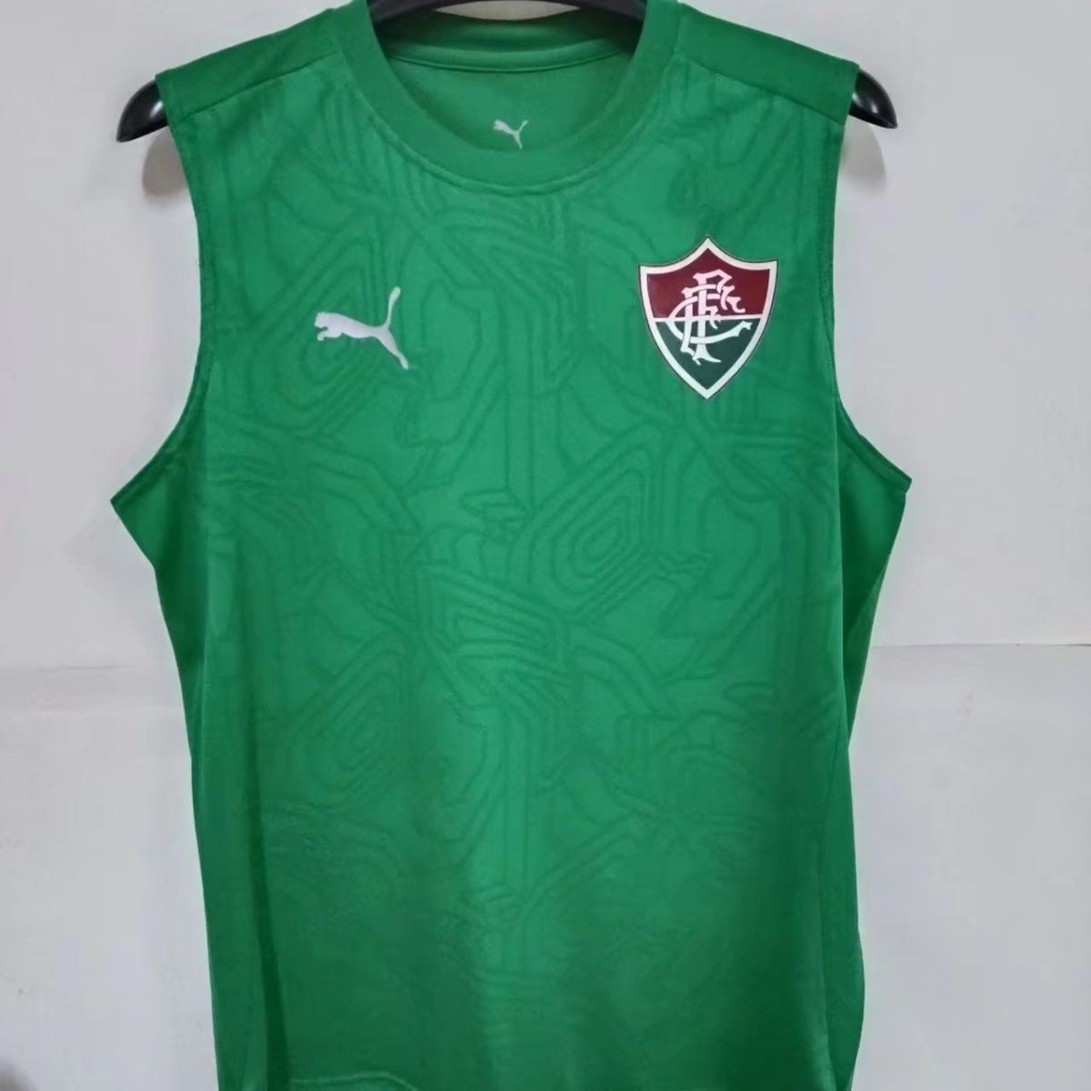f04dc28b-71e2-414b-909f-86d1bba3619a 26-27 New Fluminense FC Green Tank Top Training Clothes - Image 1