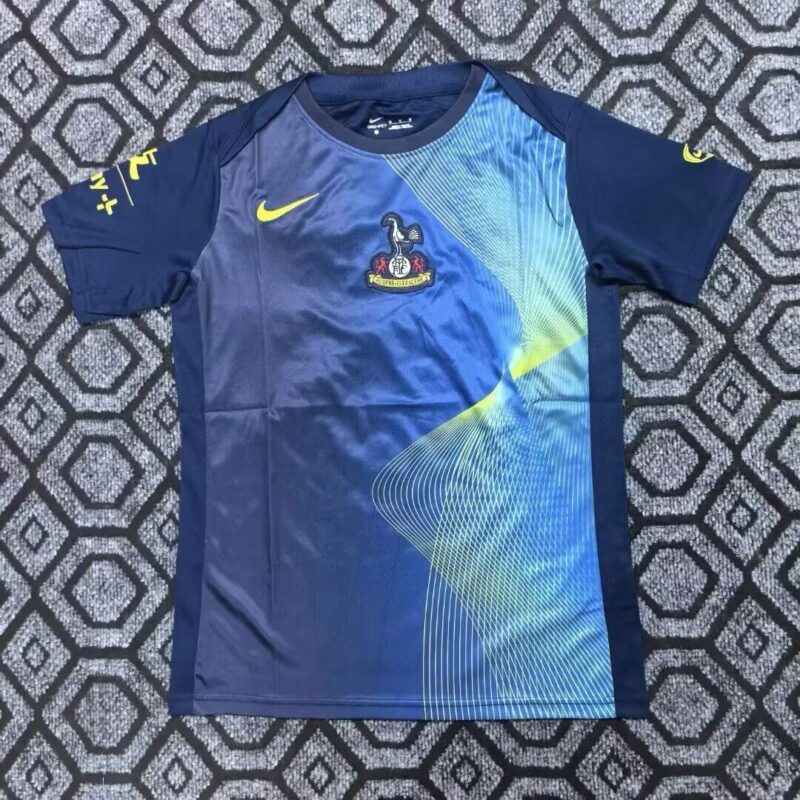 ff49e999-4226-4110-ac0f-e9890690d654 2025/2026 Tottenham Hotspur Training jersey - Image 1