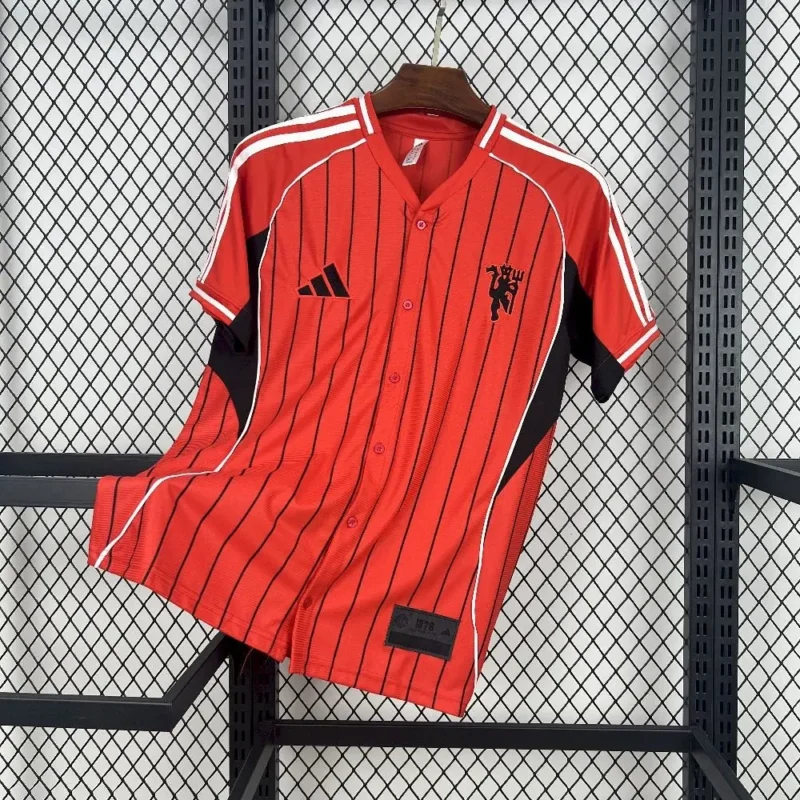 190f4d97944dc5f492bdb1aa1f25cfac 2025/2026 Manchester United Baseball jersey - Image 1