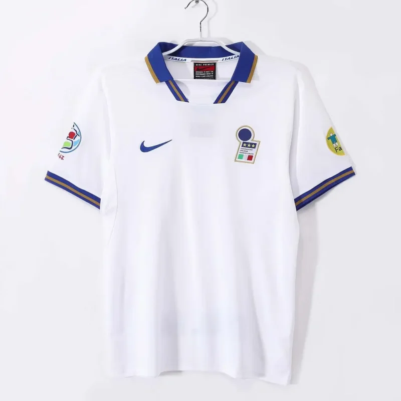 1996 Retro Italy Away jersey - Image 1