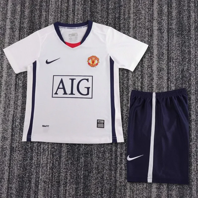 2c573a3368666bb70656e7b6ca5440a7 2008/2009 Retro Manchester United Away kids kit jersey - Image 1