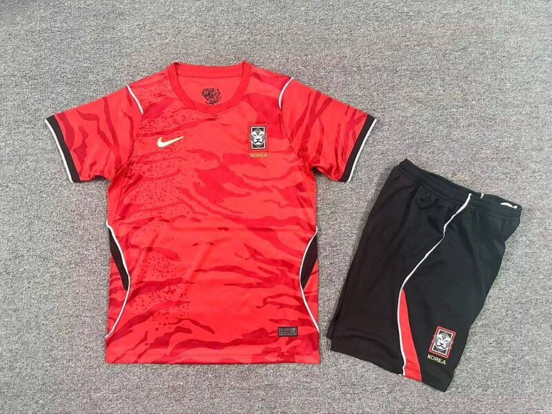 47c991acbf6cd7c43361d6d6aa56bb1e 2026 South Korea Home kids kit jersey - Image 1