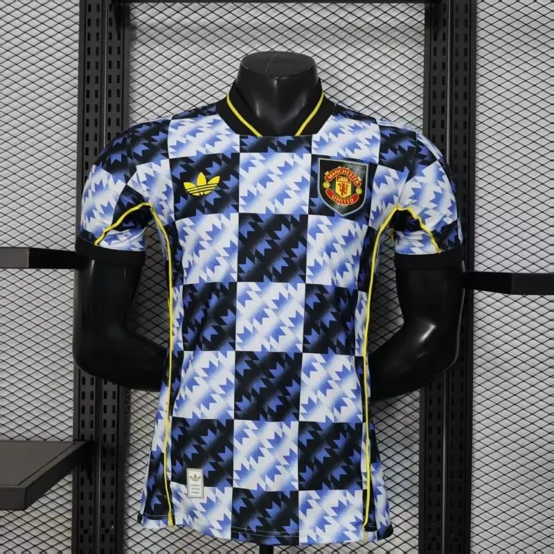 634d7e6376e2629f5c3c0681f27470cf 2025/2026 Player Version Manchester United Special Edition jersey - Image 1