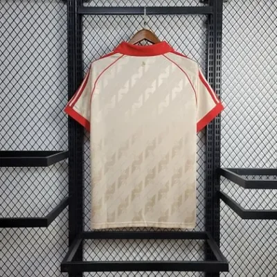 Retro Bayern Munchen jersey - Image 2